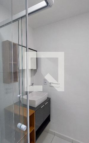 Apartamento à venda com 42m², 2 quartos e 1 vaga Apartamento à venda com 42m², 2 quartos e 1 vagaBanheiro