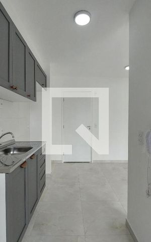 Apartamento à venda com 42m², 2 quartos e 1 vaga Apartamento à venda com 42m², 2 quartos e 1 vagaCozinha