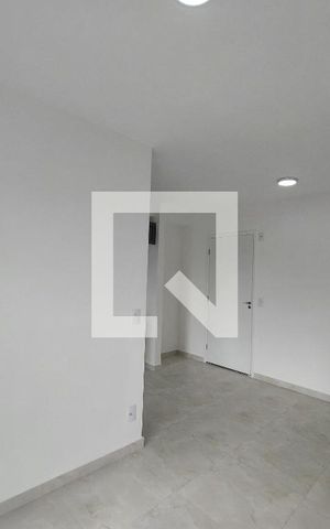 Apartamento à venda com 42m², 2 quartos e 1 vaga Apartamento à venda com 42m², 2 quartos e 1 vagaSala
