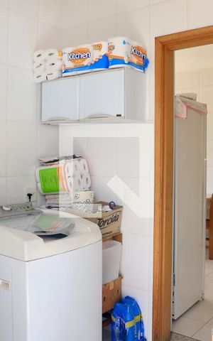 Casa à venda com 190m², 3 quartos e 2 vagas Casa à venda com 190m², 3 quartos e 2 vagasÁrea de Serviço