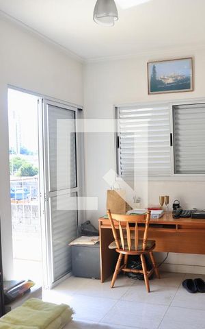 Casa à venda com 190m², 3 quartos e 2 vagas Casa à venda com 190m², 3 quartos e 2 vagasSuíte 3