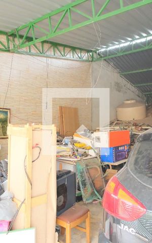 Casa à venda com 411m², 2 quartos e 2 vagasGaragem