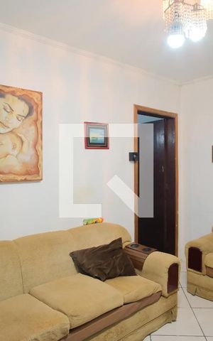 Casa à venda com 411m², 2 quartos e 2 vagasSala