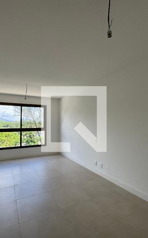 Apartamento à venda com 187m², 4 quartos e 3 vagas Apartamento à venda com 187m², 4 quartos e 3 vagasSuíte 1