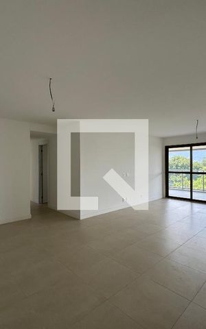 Apartamento à venda com 187m², 4 quartos e 3 vagas Apartamento à venda com 187m², 4 quartos e 3 vagasSala