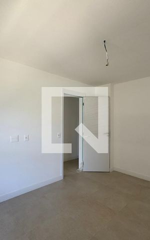 Apartamento à venda com 187m², 4 quartos e 3 vagas Apartamento à venda com 187m², 4 quartos e 3 vagasQuarto 1
