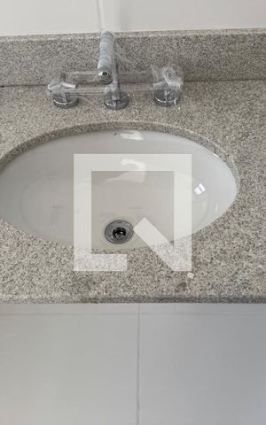 Apartamento à venda com 187m², 4 quartos e 3 vagas Apartamento à venda com 187m², 4 quartos e 3 vagasSuíte 2 - Banheiro