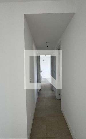Apartamento à venda com 124m², 3 quartos e 2 vagas Apartamento à venda com 124m², 3 quartos e 2 vagasCorredor