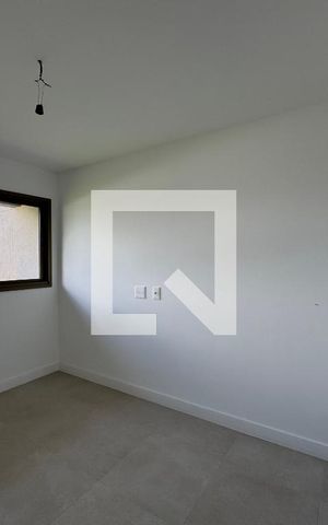 Apartamento à venda com 124m², 3 quartos e 2 vagas Apartamento à venda com 124m², 3 quartos e 2 vagasQuarto 1