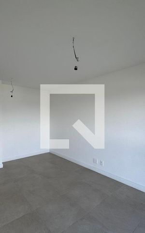 Apartamento à venda com 124m², 3 quartos e 2 vagas Apartamento à venda com 124m², 3 quartos e 2 vagasSuíte
