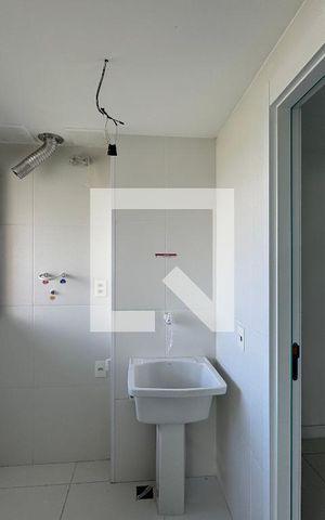 Apartamento à venda com 124m², 3 quartos e 2 vagas Apartamento à venda com 124m², 3 quartos e 2 vagasCozinha e Área de Serviço