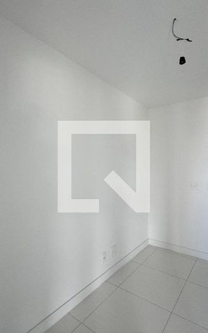 Apartamento à venda com 124m², 3 quartos e 2 vagas Apartamento à venda com 124m², 3 quartos e 2 vagasCozinha e Área de Serviço - Quarto