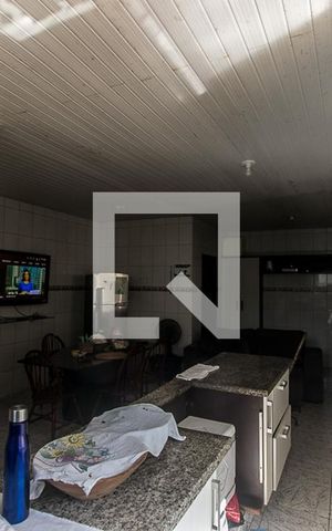 Casa para alugar com 320m², 6 quartos e sem vaga Casa para alugar com 320m², 6 quartos e sem vagaCozinha