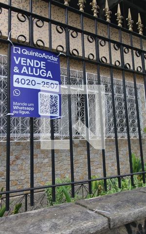 Apartamento à venda com 65m², 2 quartos e sem vagaPlaca