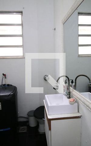 Apartamento à venda com 65m², 2 quartos e sem vagaBanheiro