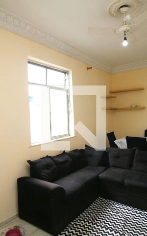 Apartamento à venda com 65m², 2 quartos e sem vagaSala