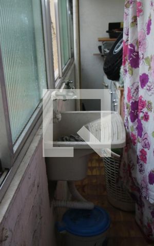 Apartamento à venda com 65m², 2 quartos e sem vagaÁrea de Serviço