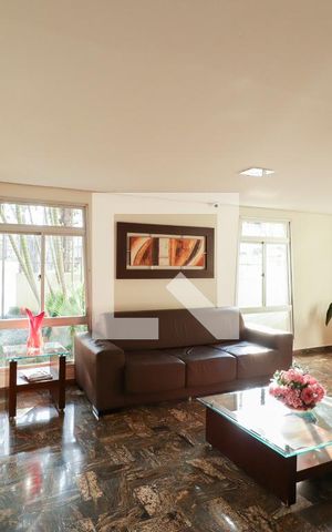 Apartamento à venda com 135m², 4 quartos e 2 vagasHall