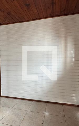 Casa para alugar com 80m², 2 quartos e 1 vaga Casa para alugar com 80m², 2 quartos e 1 vagaSala