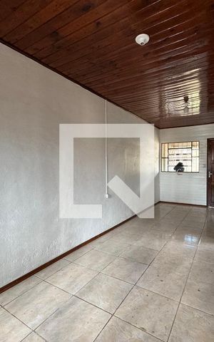 Casa para alugar com 80m², 2 quartos e 1 vaga Casa para alugar com 80m², 2 quartos e 1 vagaSala