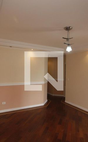 Casa à venda com 370m², 4 quartos e 8 vagasQuarto 2 - Suíte
