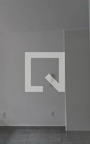 Apartamento à venda com 35m², 2 quartos e sem vaga Apartamento à venda com 35m², 2 quartos e sem vagaSala/Cozinha