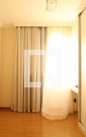 Apartamento à venda com 95m², 2 quartos e 2 vagasQuarto 