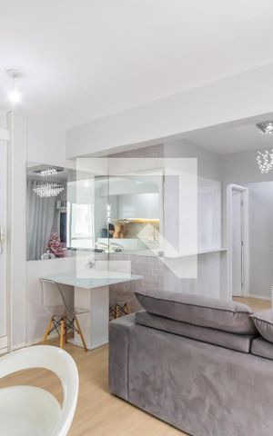 Apartamento à venda com 67m², 2 quartos e 2 vagas Apartamento à venda com 67m², 2 quartos e 2 vagasSala
