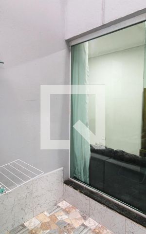 Casa para alugar com 150m², 2 quartos e 1 vagaÁrea de Serviço