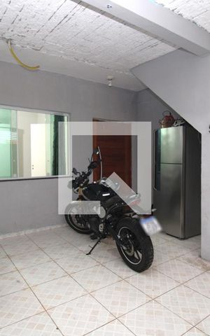 Casa para alugar com 150m², 2 quartos e 1 vaga Casa para alugar com 150m², 2 quartos e 1 vagaGaragem