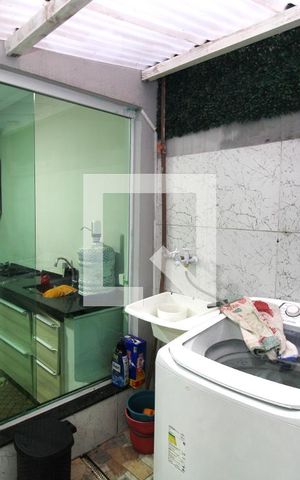 Casa para alugar com 150m², 2 quartos e 1 vagaÁrea de Serviço