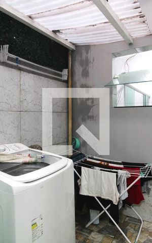 Casa para alugar com 150m², 2 quartos e 1 vagaÁrea de Serviço