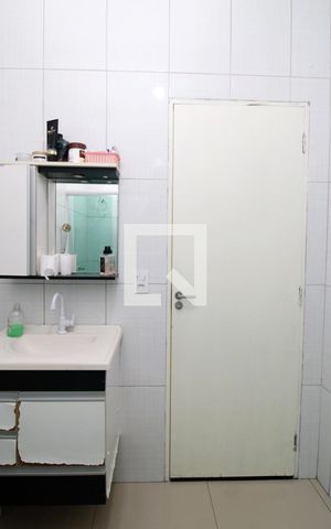 Casa para alugar com 150m², 2 quartos e 1 vagaBanheiro