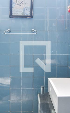 Apartamento para alugar com 76m², 2 quartos e sem vaga Apartamento para alugar com 76m², 2 quartos e sem vagaBanheiro