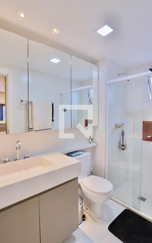 Apartamento à venda com 67m², 2 quartos e 1 vaga Apartamento à venda com 67m², 2 quartos e 1 vagaBanheiro