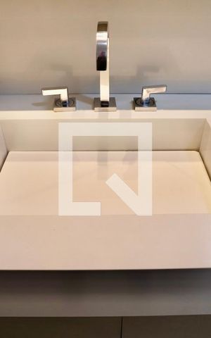Apartamento à venda com 67m², 2 quartos e 1 vaga Apartamento à venda com 67m², 2 quartos e 1 vagaBanheiro