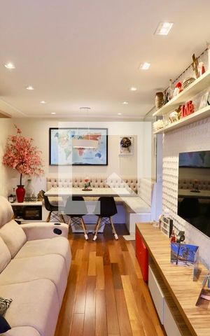 Apartamento à venda com 67m², 2 quartos e 1 vaga Apartamento à venda com 67m², 2 quartos e 1 vagaSala