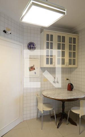 Apartamento à venda com 78m², 2 quartos e 2 vagasCozinha