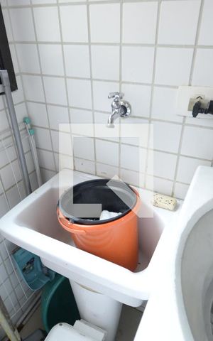 Apartamento à venda com 78m², 2 quartos e 2 vagasÁrea de Serviço