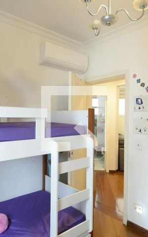 Apartamento à venda com 78m², 2 quartos e 2 vagasQuarto 