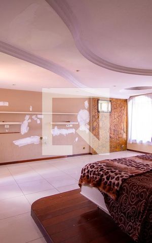 Casa para alugar com 511m², 4 quartos e 5 vagas Casa para alugar com 511m², 4 quartos e 5 vagasSuíte 4