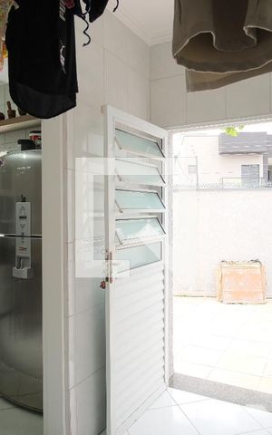 Casa à venda com 250m², 3 quartos e 2 vagasÁrea de Serviço