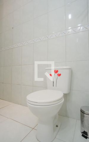 Casa à venda com 250m², 3 quartos e 2 vagasBanheiro da Suíte