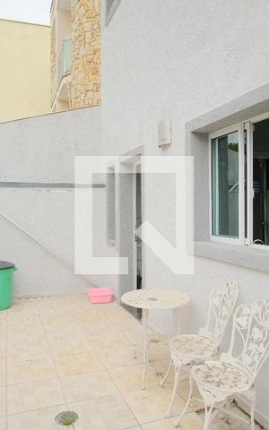 Casa à venda com 250m², 3 quartos e 2 vagasQuintal