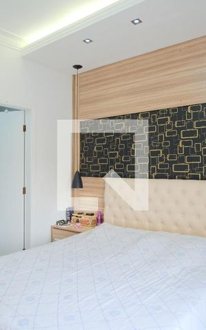 Casa à venda com 250m², 3 quartos e 2 vagasSuíte