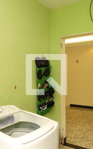 Casa para alugar com 330m², 6 quartos e 5 vagasÁrea de Serviço