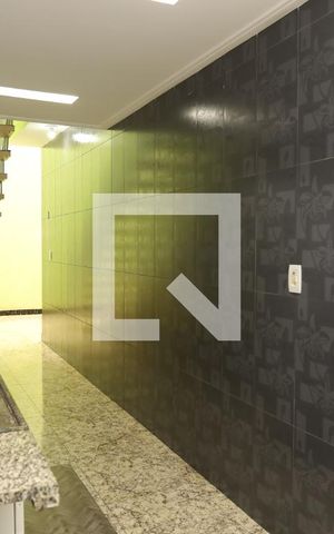 Casa para alugar com 330m², 6 quartos e 5 vagasCozinha