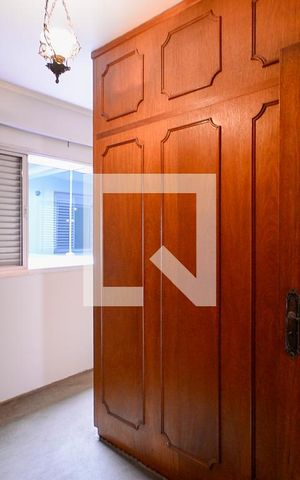 Casa à venda com 333m², 4 quartos e 2 vagas Casa à venda com 333m², 4 quartos e 2 vagasQuarto 3 - Suíte