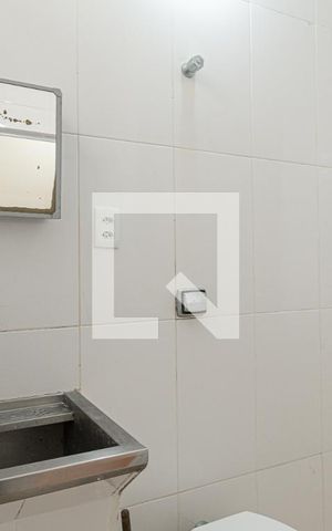 Studio à venda com 35m², 1 quarto e sem vaga Studio à venda com 35m², 1 quarto e sem vagaBanheiro