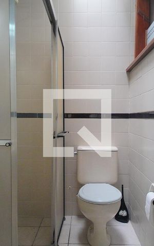 Apartamento para alugar com 94m², 3 quartos e 1 vaga Apartamento para alugar com 94m², 3 quartos e 1 vagaBanheiro da Suíte